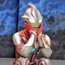 2. PP Ultraman Lucu