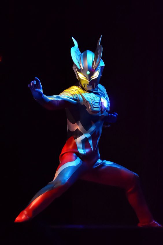 27. PP Ultraman Zero