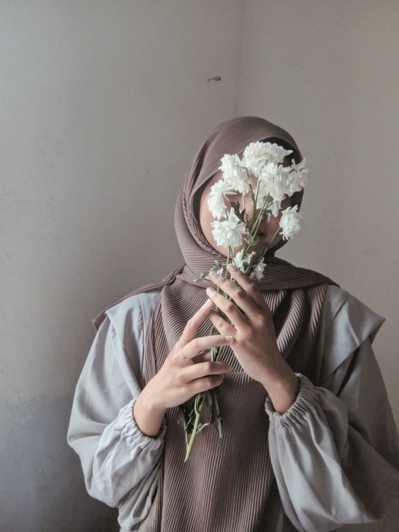 61. PP Aesthetic Hijab